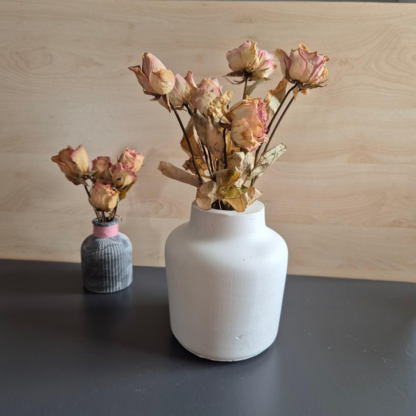 Vase XXL aus weißer Gießkeramik für Trockenblumen - wunderbarer Hingucker - 16cm hoch