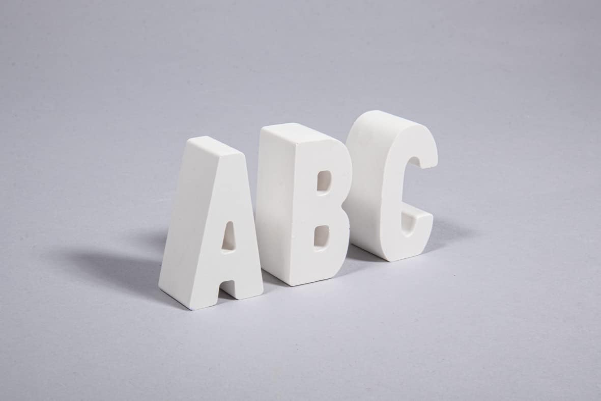 Gießform "Buchstaben groß" von der Firma Rayher aus Silikon für Gießbeton Pulver oder ähnliches, Abmessungen: 2,5 cm x 5,0cm